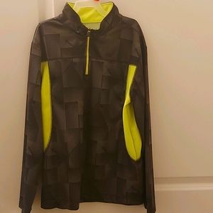 Old Navy thinlightweight performance jacket